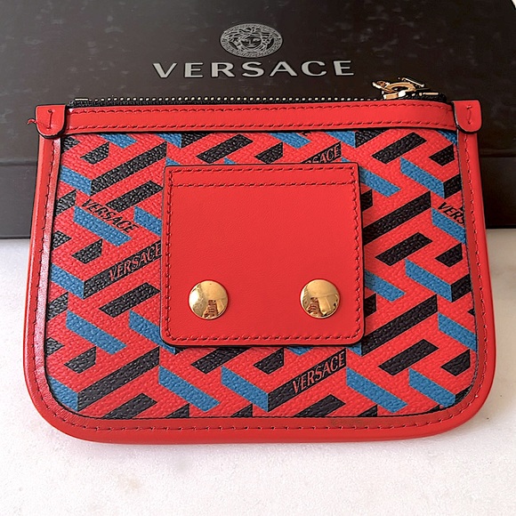 ❤️💙NIB Versace La Greca Leather Belt Bag/Coin Purse - Picture 2 of 7